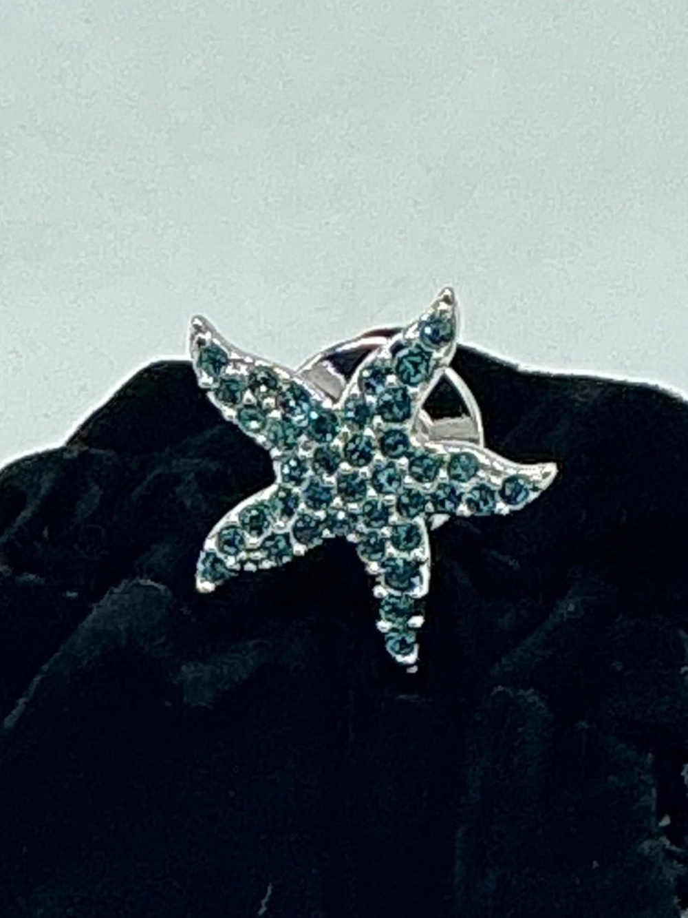 Swarovski Crystal Starfish Blue Pin